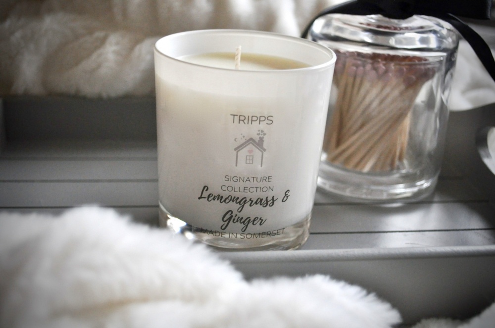 The Relaxation Factor: Lemongrass and Ginger Candle Therapy for Stress Relief